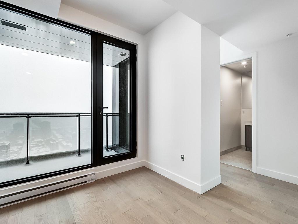 









1245


Rue De Bleury

, 4814,
Montréal (Ville-Marie),




QC
H3B0C2

