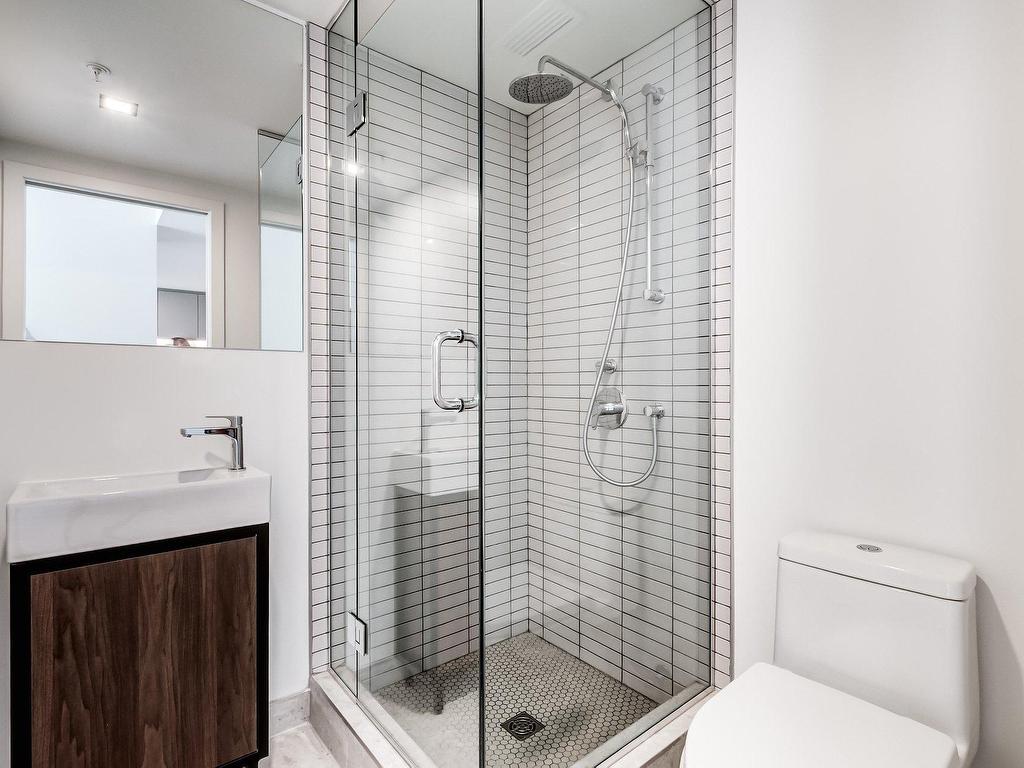









1245


Rue De Bleury

, 4814,
Montréal (Ville-Marie),




QC
H3B0C2

