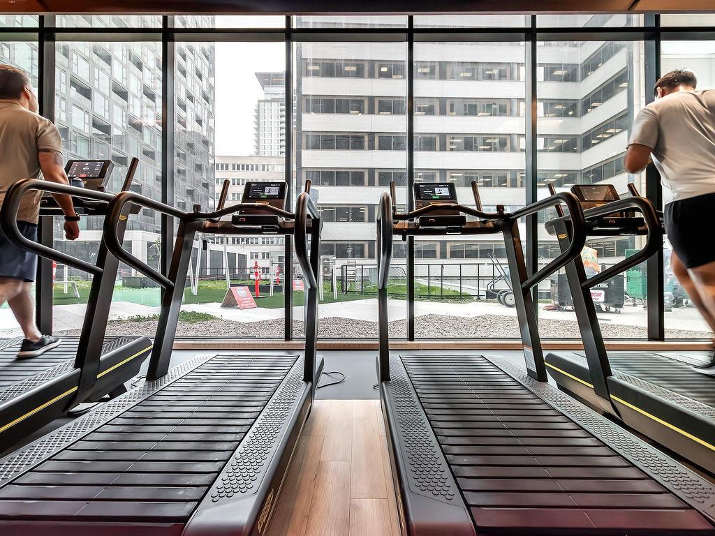 









1245


Rue De Bleury

, 4814,
Montréal (Ville-Marie),




QC
H3B0C2

