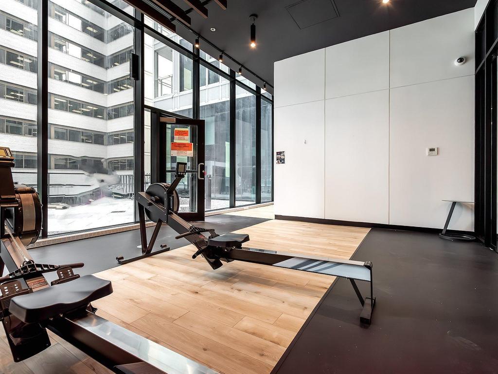 









1245


Rue De Bleury

, 4814,
Montréal (Ville-Marie),




QC
H3B0C2

