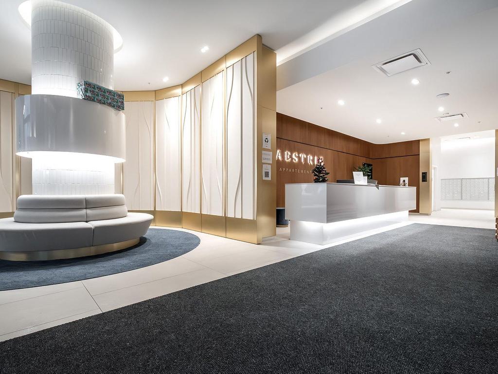 









1245


Rue De Bleury

, 4814,
Montréal (Ville-Marie),




QC
H3B0C2

