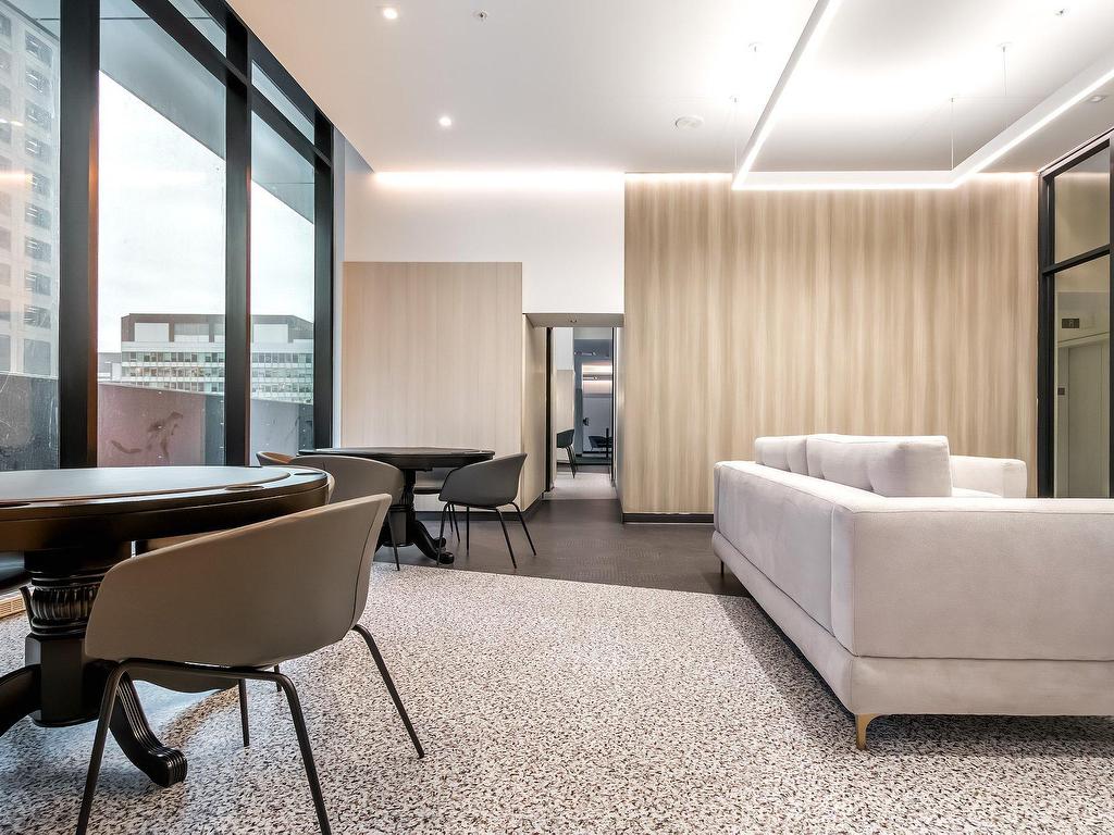 









1245


Rue De Bleury

, 4814,
Montréal (Ville-Marie),




QC
H3B0C2

