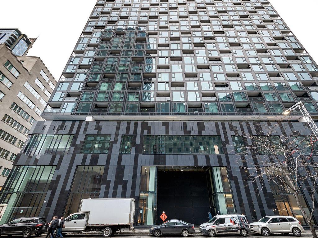 









1245


Rue De Bleury

, 4814,
Montréal (Ville-Marie),




QC
H3B0C2

