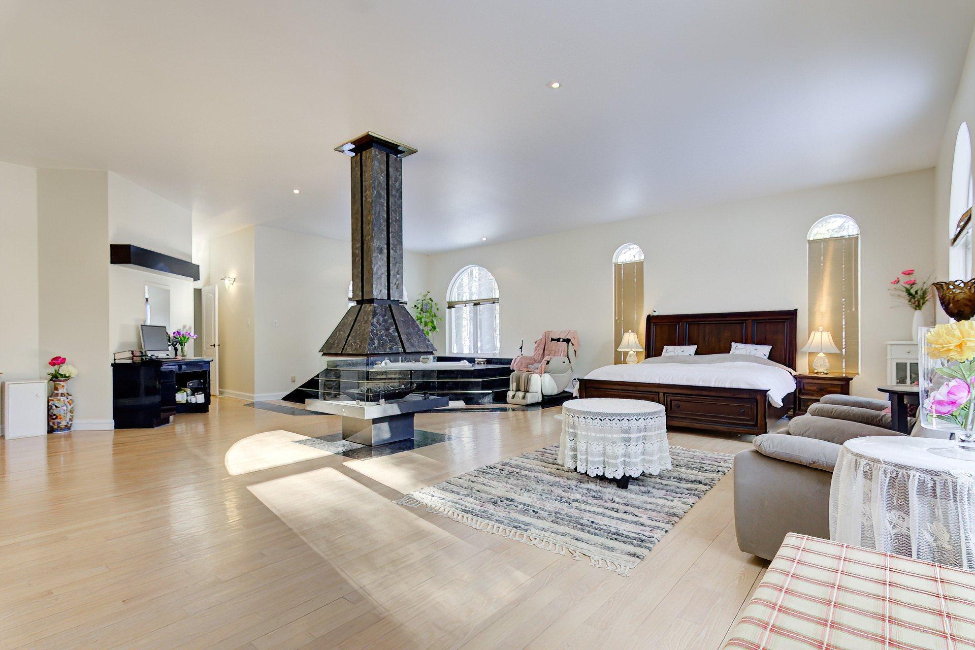 









87


Rg St-François

,
Lanoraie,




QC
J0K1E0

