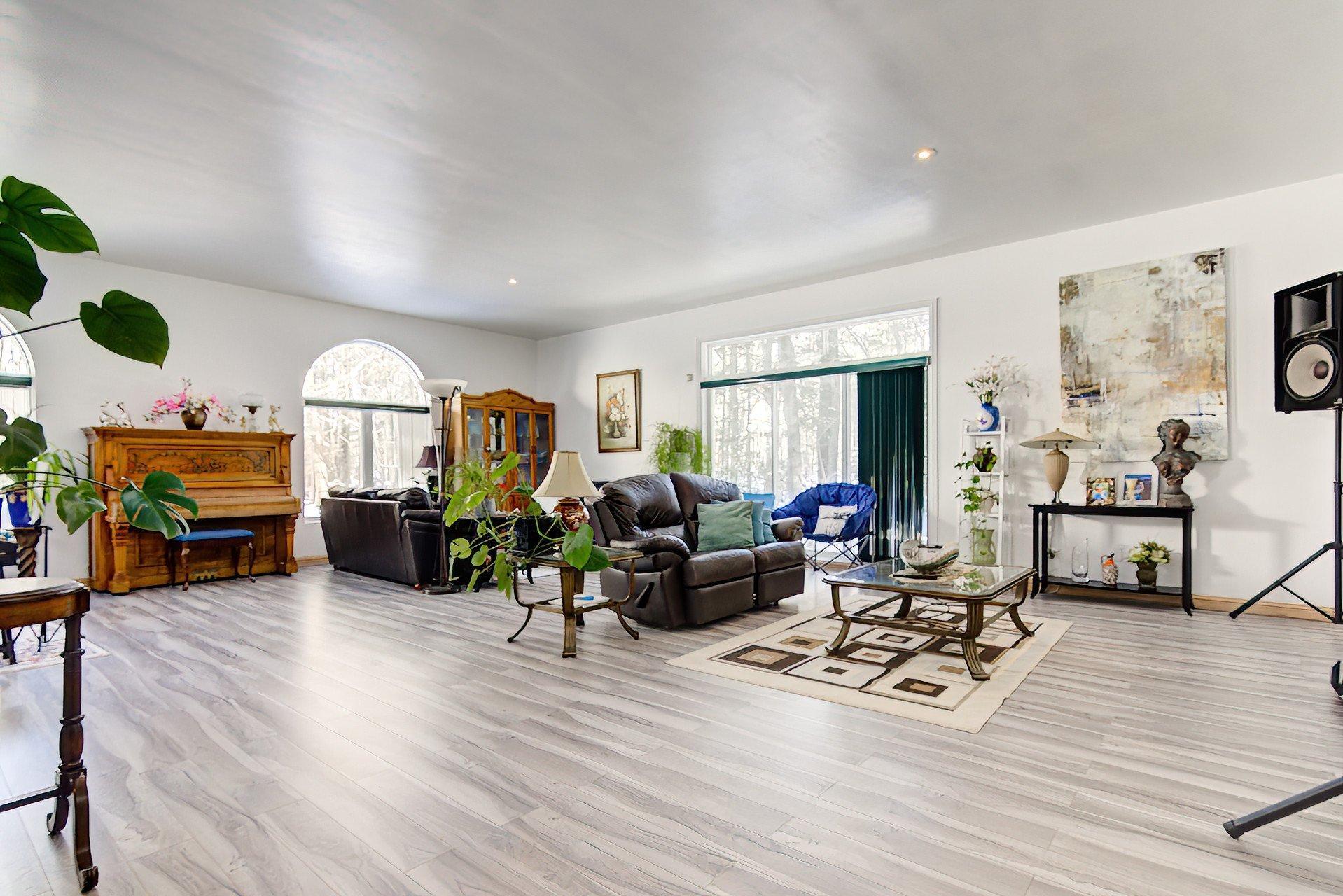 









87


Rg St-François

,
Lanoraie,




QC
J0K1E0

