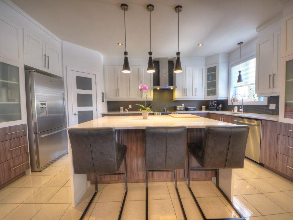 









6160


Rue Castello

,
Brossard,




QC
J4Z0H4

