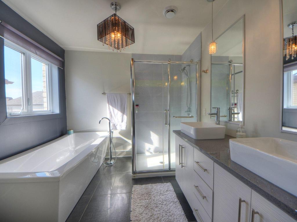 









6160


Rue Castello

,
Brossard,




QC
J4Z0H4

