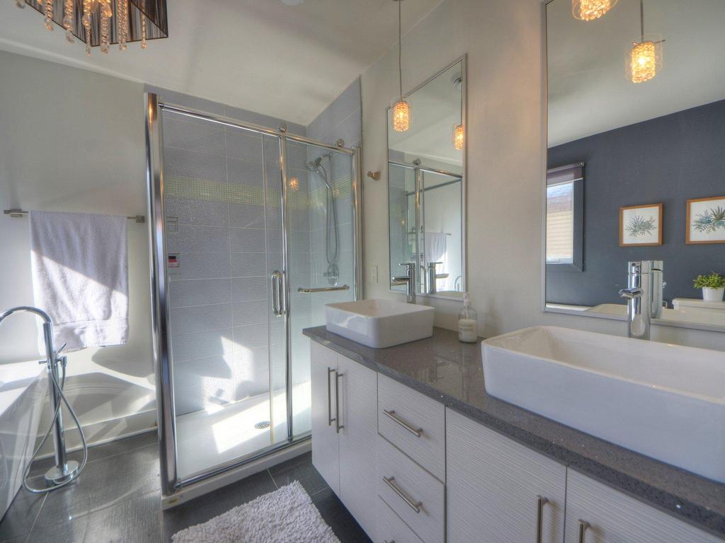









6160


Rue Castello

,
Brossard,




QC
J4Z0H4

