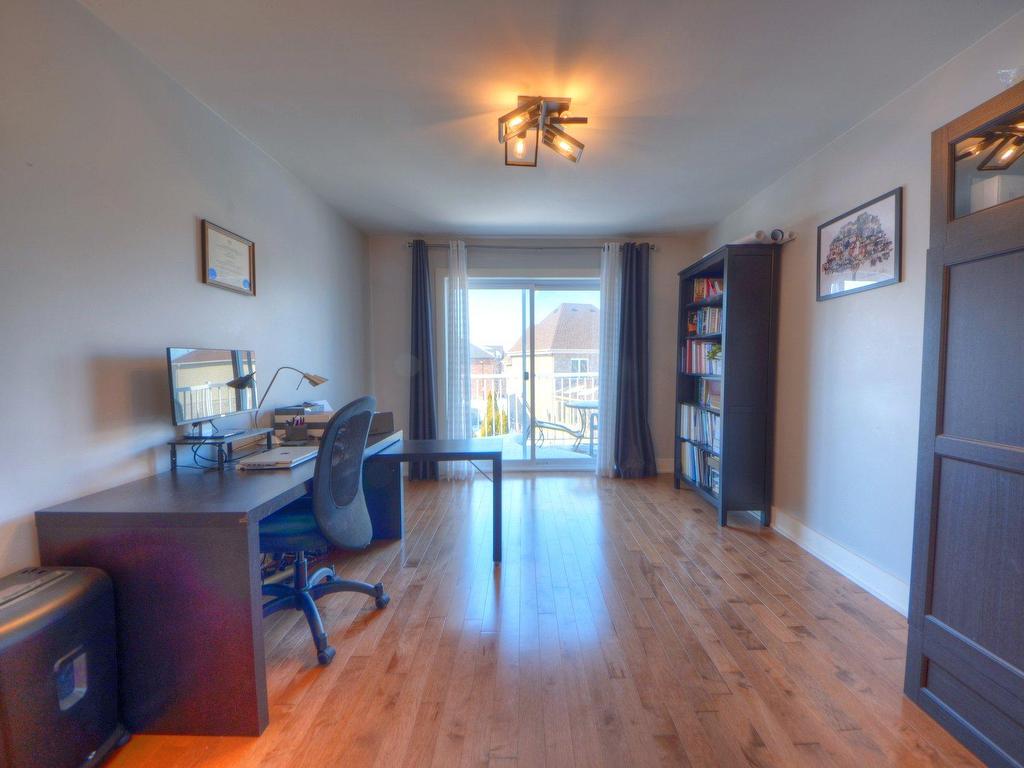 









6160


Rue Castello

,
Brossard,




QC
J4Z0H4

