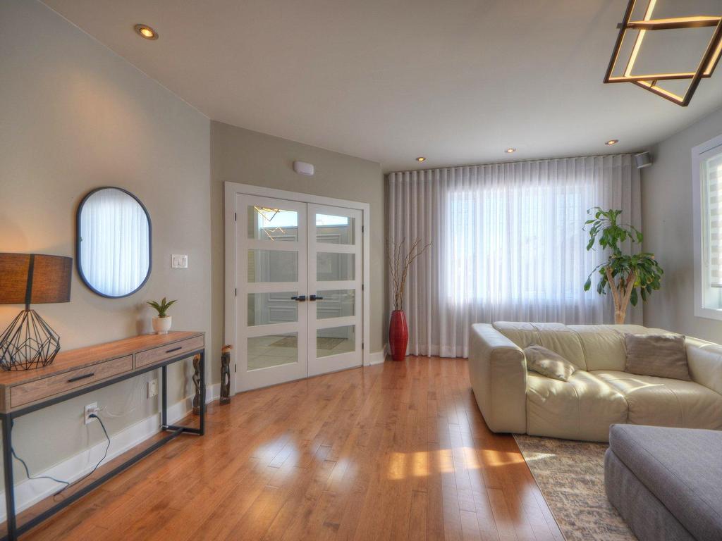 









6160


Rue Castello

,
Brossard,




QC
J4Z0H4

