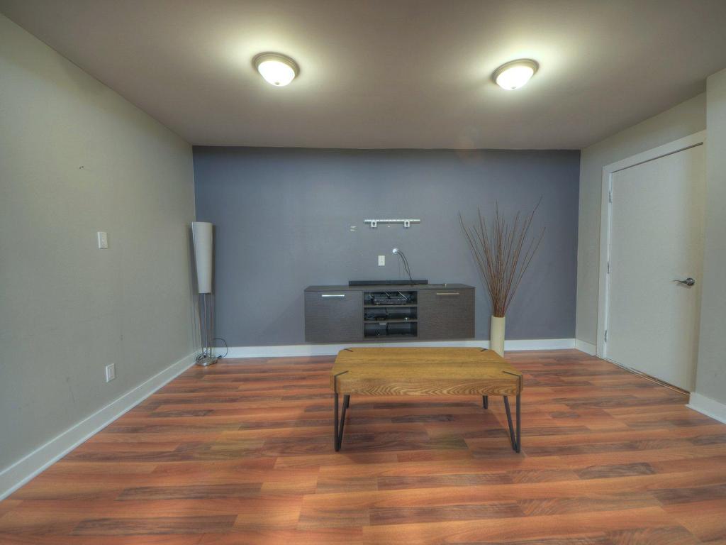 









6160


Rue Castello

,
Brossard,




QC
J4Z0H4

