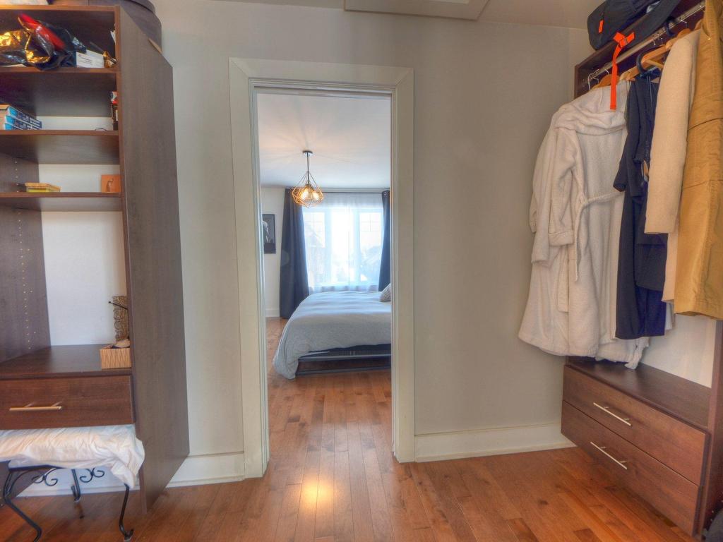 









6160


Rue Castello

,
Brossard,




QC
J4Z0H4


