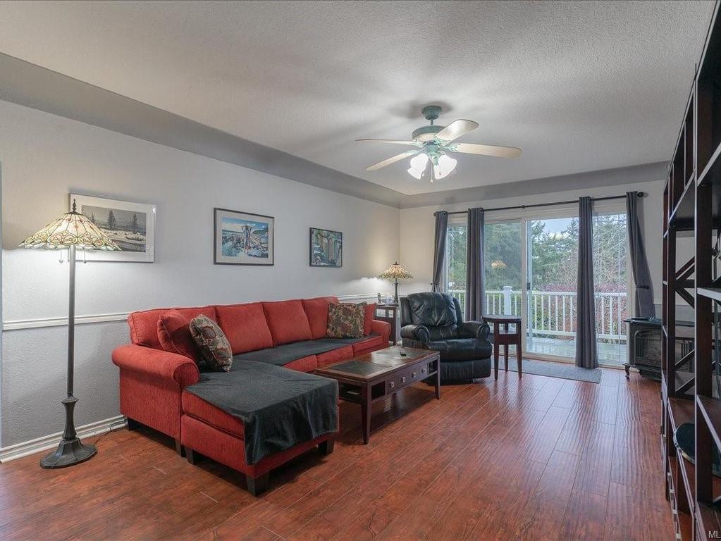 









3925


Porter

Rd,
Saltair,




BC
V9G 1Z2

