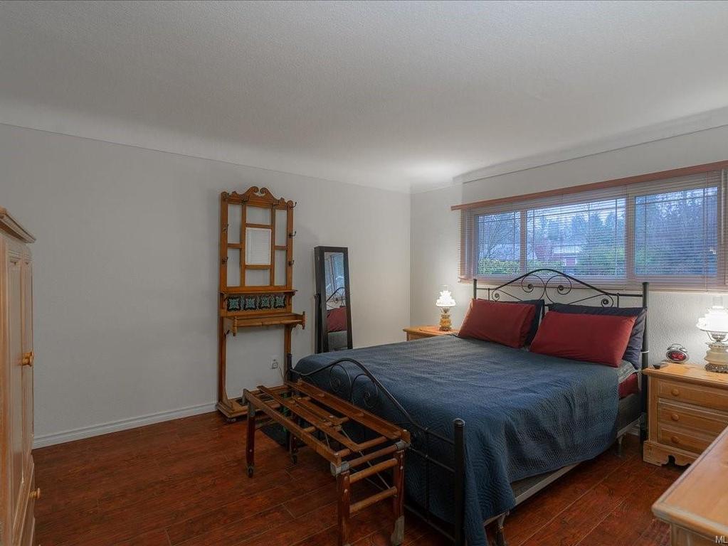 









3925


Porter

Rd,
Saltair,




BC
V9G 1Z2

