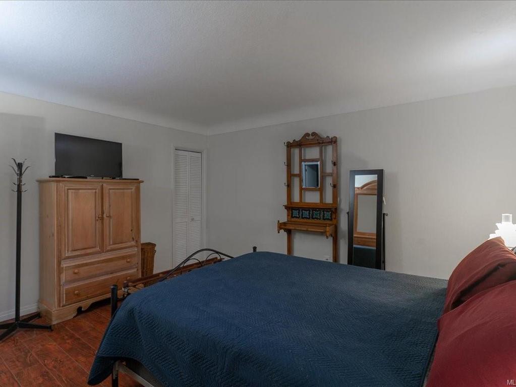 









3925


Porter

Rd,
Saltair,




BC
V9G 1Z2

