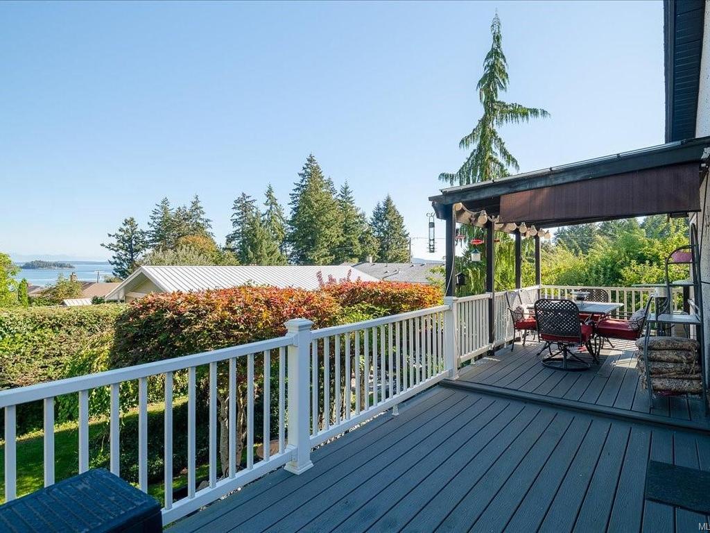 









3925


Porter

Rd,
Saltair,




BC
V9G 1Z2

