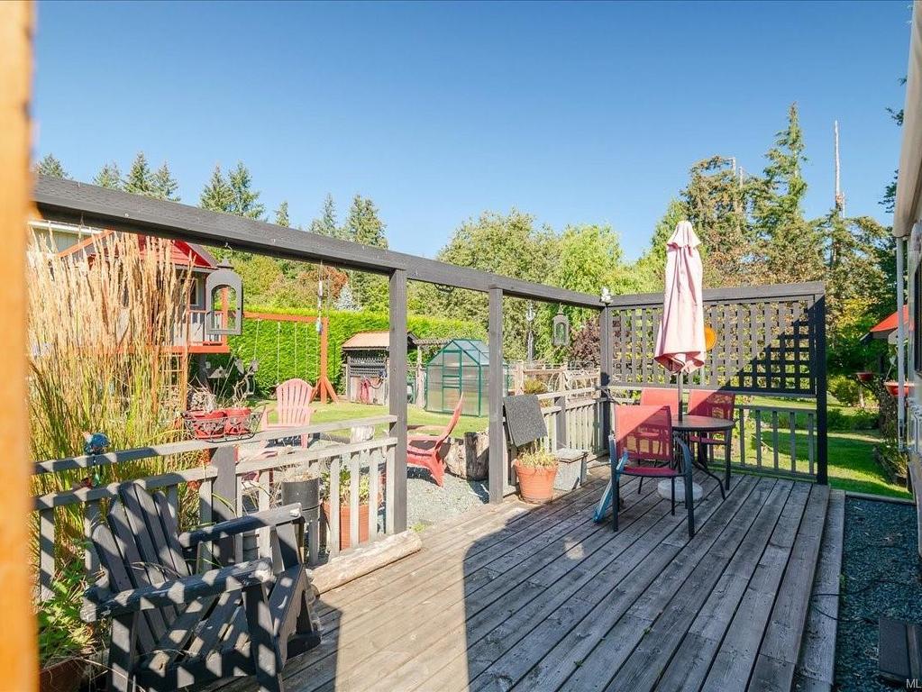 









3925


Porter

Rd,
Saltair,




BC
V9G 1Z2

