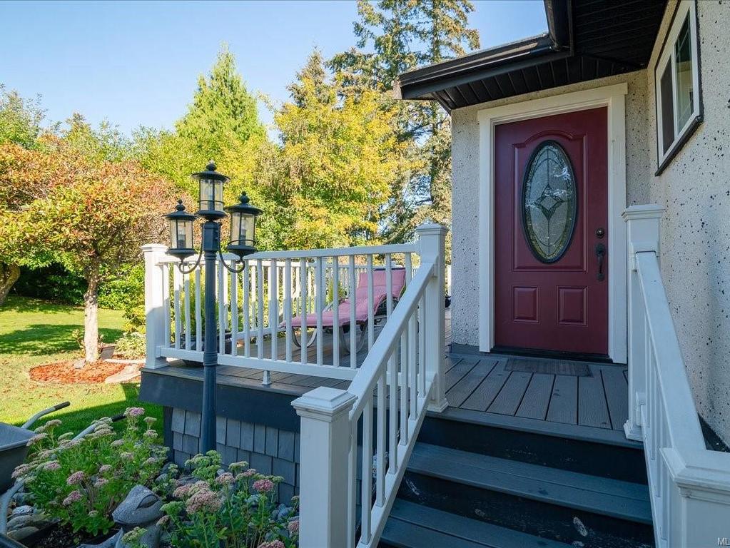 









3925


Porter

Rd,
Saltair,




BC
V9G 1Z2

