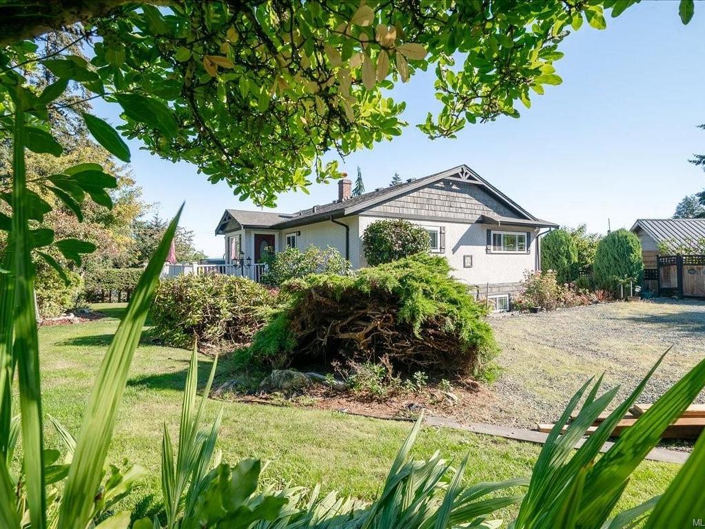 









3925


Porter

Rd,
Saltair,




BC
V9G 1Z2

