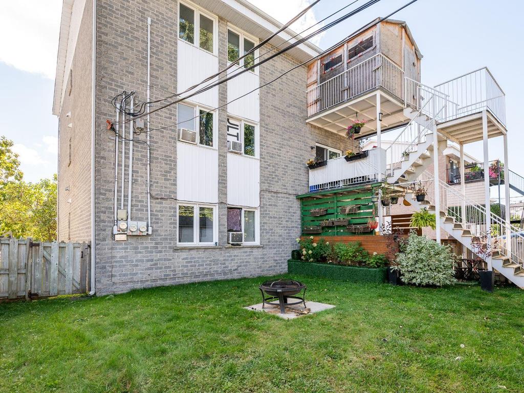 









3


Rue Ouellette

,
Saint-Constant,




QC
J5A1K7

