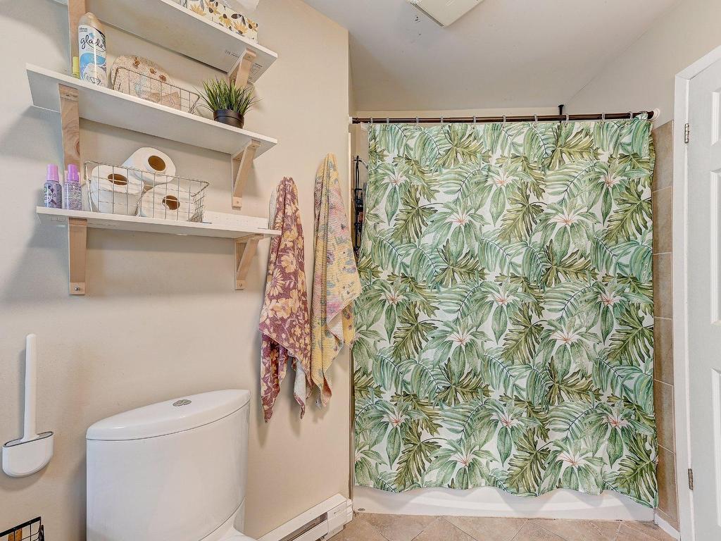 









3


Rue Ouellette

,
Saint-Constant,




QC
J5A1K7

