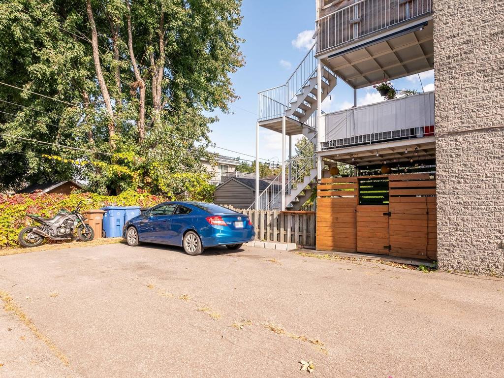 









3


Rue Ouellette

,
Saint-Constant,




QC
J5A1K7

