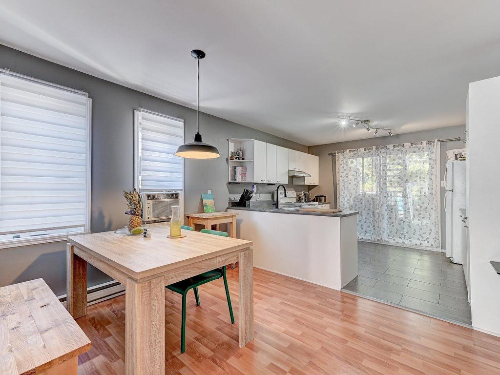 









3


Rue Ouellette

,
Saint-Constant,




QC
J5A1K7

