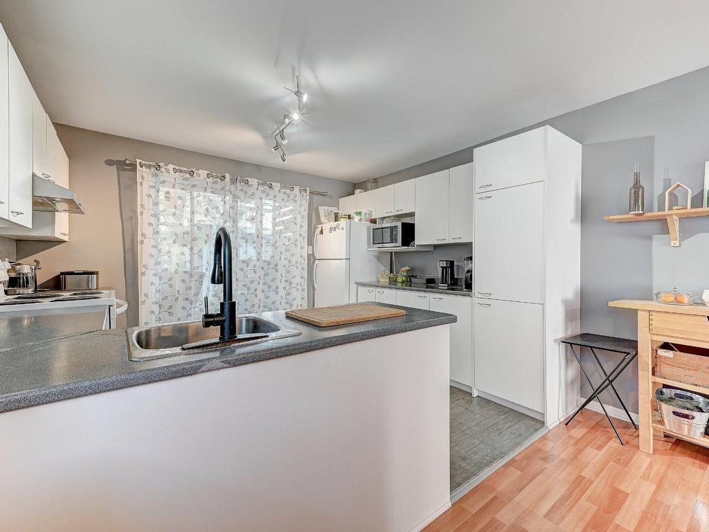 









3


Rue Ouellette

,
Saint-Constant,




QC
J5A1K7

