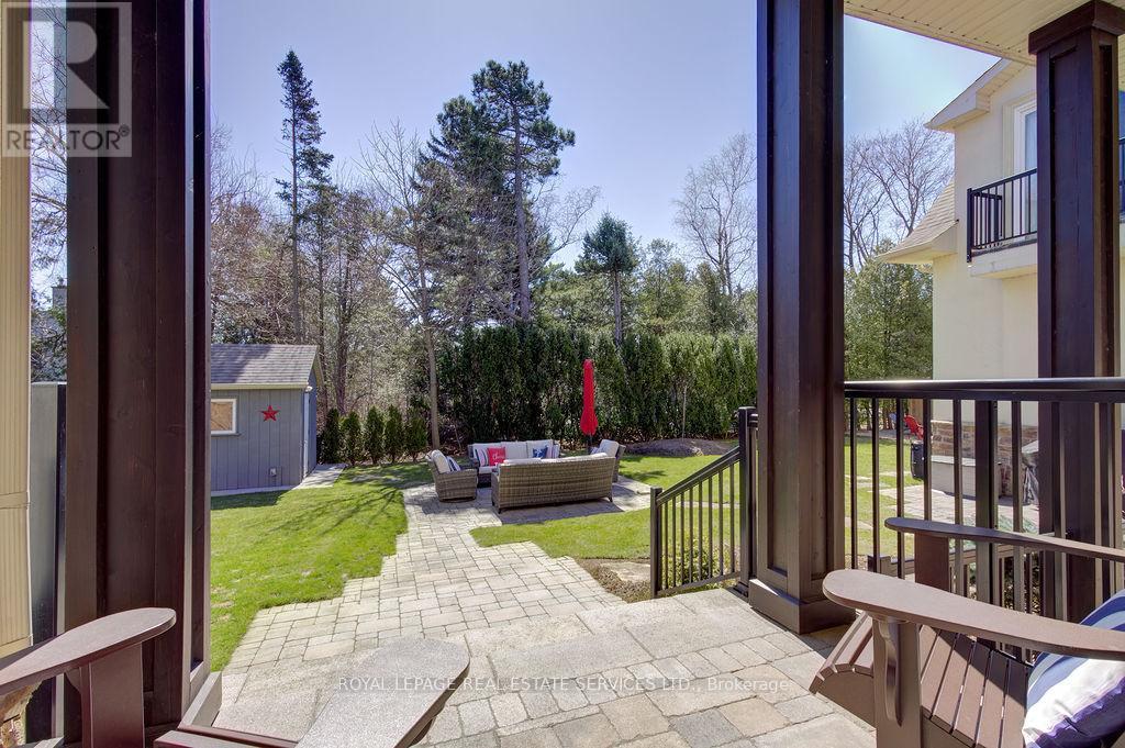












384 REBECCA STREET

,
Oakville,




Ontario
L6K1K6


