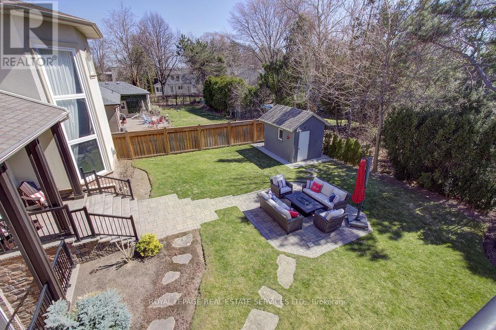 












384 REBECCA STREET

,
Oakville,




Ontario
L6K1K6

