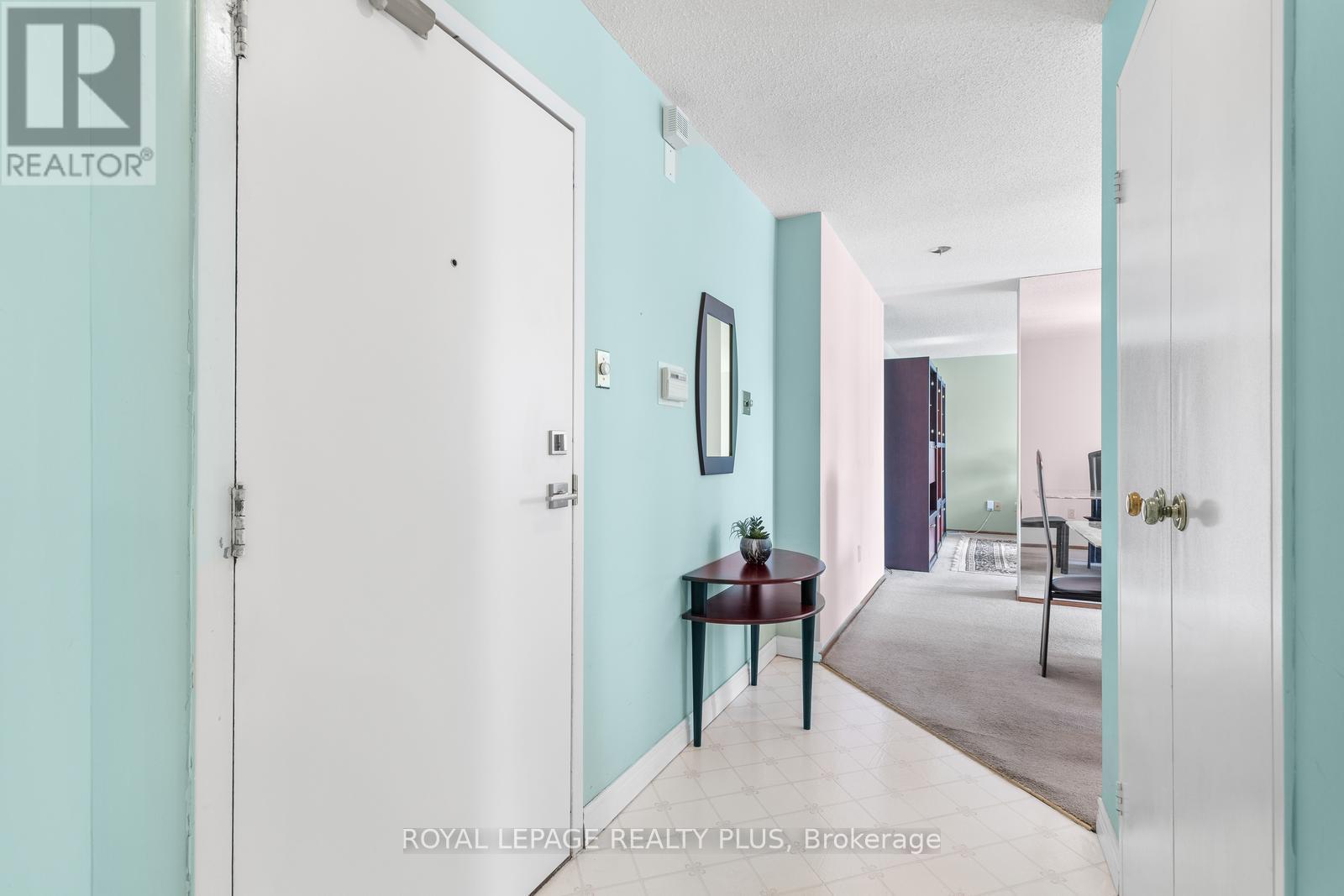 












1002 - 3650 KANEFF CRESCENT

,
Mississauga,




Ontario
L5A4A1

