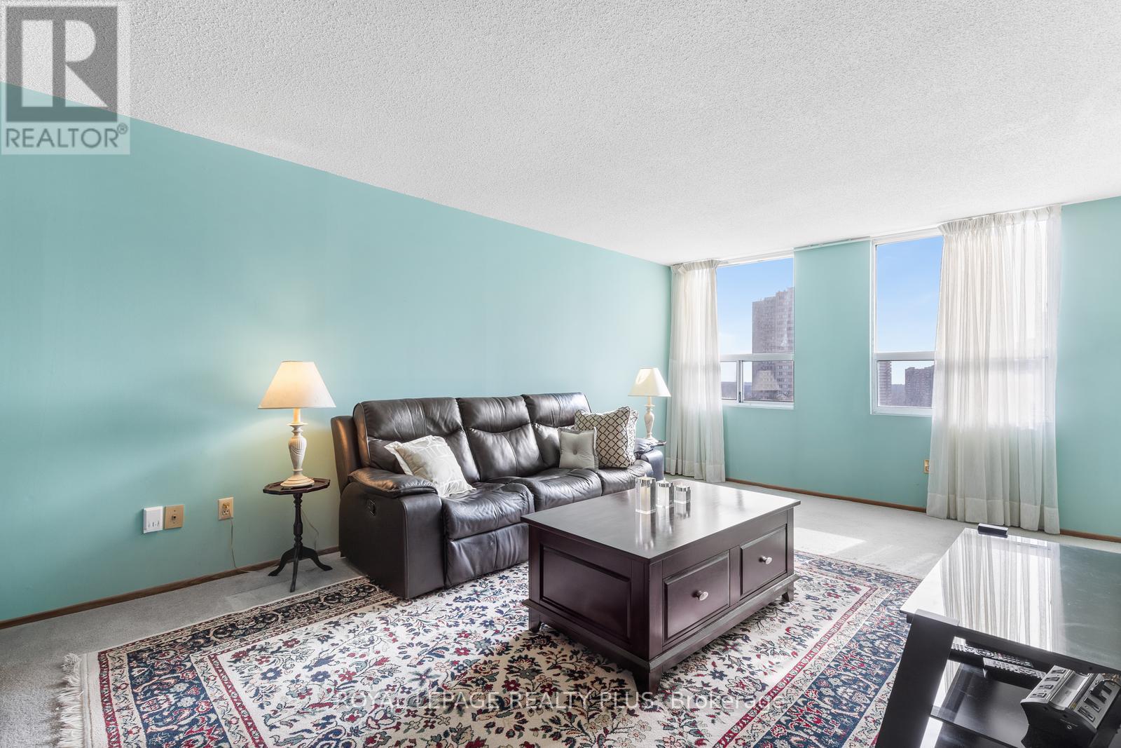 












1002 - 3650 KANEFF CRESCENT

,
Mississauga,




Ontario
L5A4A1

