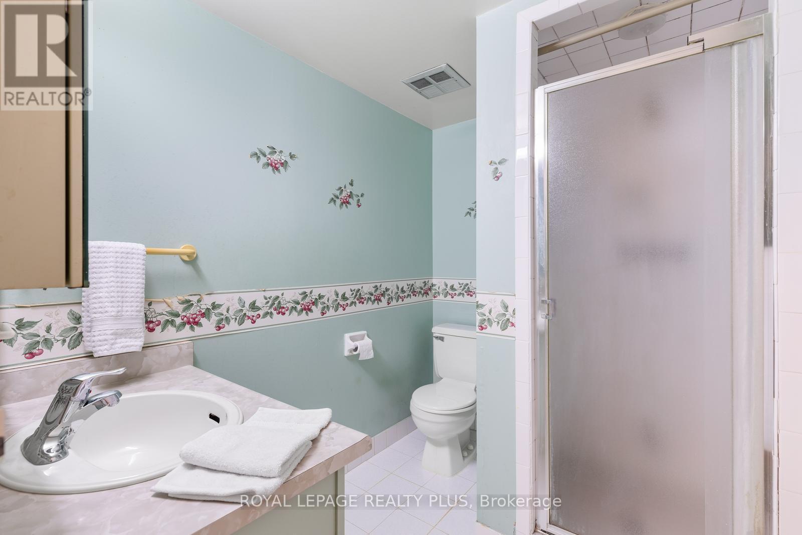 












1002 - 3650 KANEFF CRESCENT

,
Mississauga,




Ontario
L5A4A1

