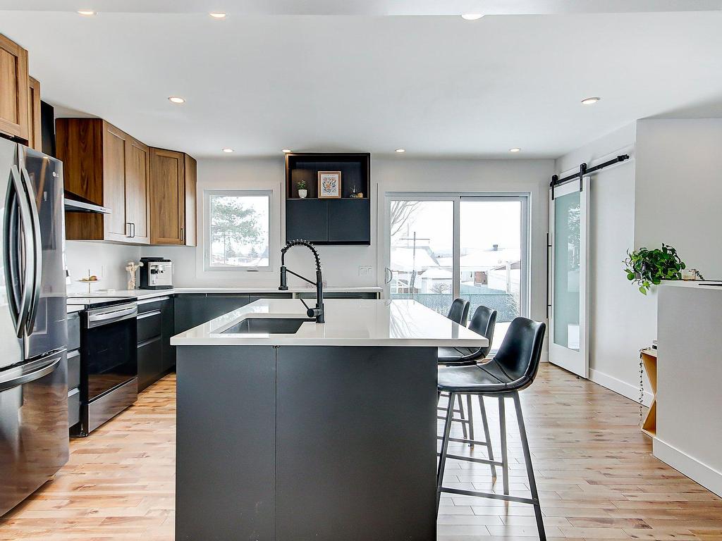 









51


Rue Bourassa

,
Granby,




QC
J2G6N1

