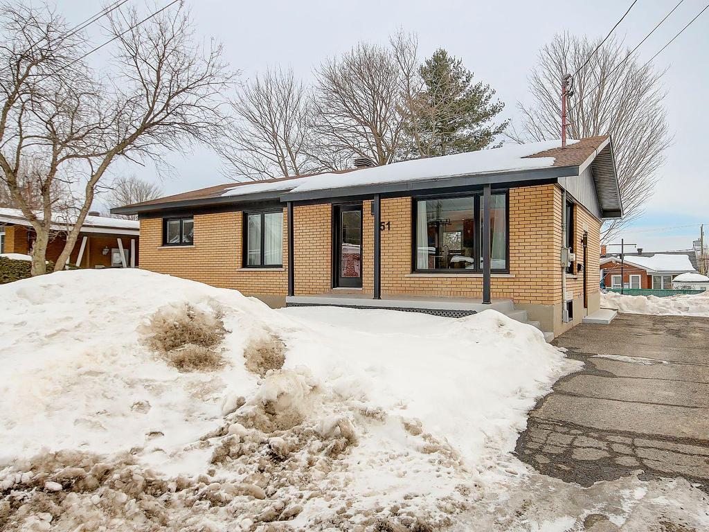 









51


Rue Bourassa

,
Granby,




QC
J2G6N1

