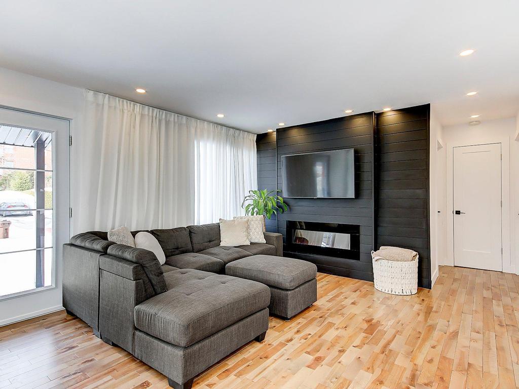 









51


Rue Bourassa

,
Granby,




QC
J2G6N1

