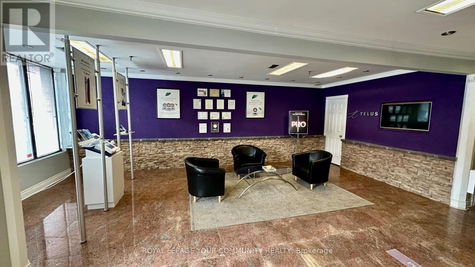 












22 (FRONT) - 2899 STEELES AVENUE W

,
Toronto,




Ontario
M3J3A1

