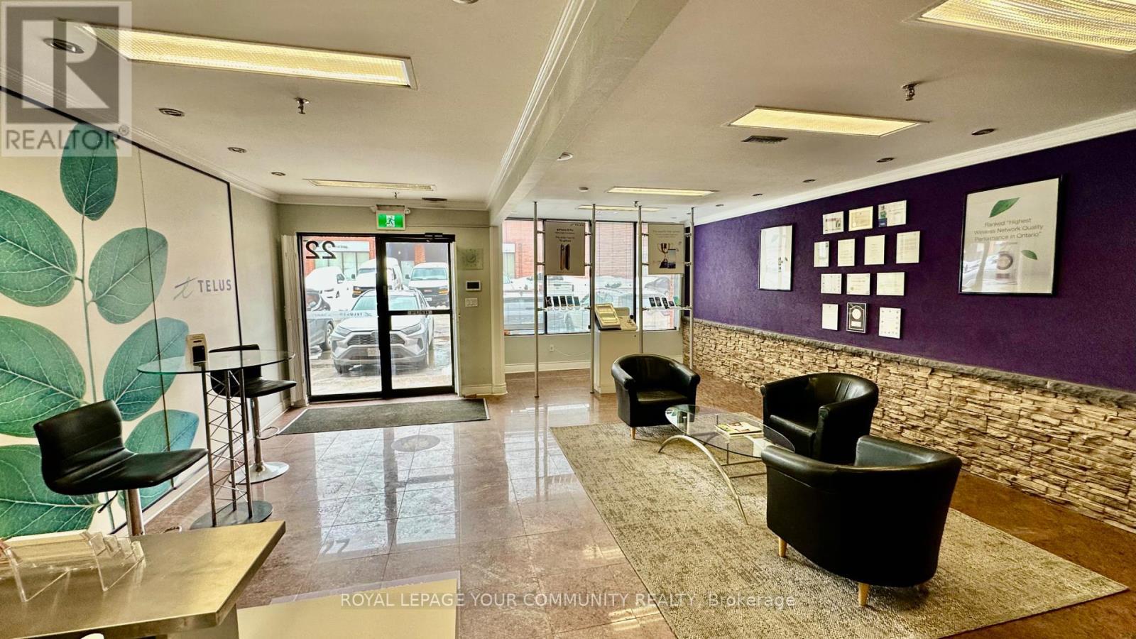 












22 (FRONT) - 2899 STEELES AVENUE W

,
Toronto,




Ontario
M3J3A1

