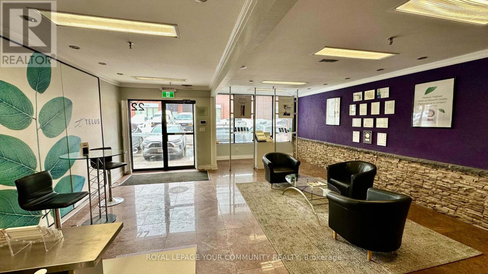 












22 (FRONT) - 2899 STEELES AVENUE W

,
Toronto,




Ontario
M3J3A1


