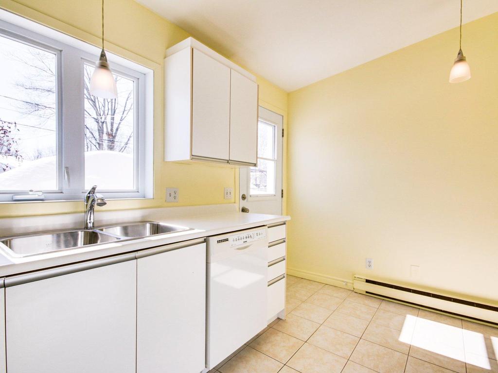 









5283


Boul. des Chenaux

,
Trois-Rivières,




QC
G8Y5J6

