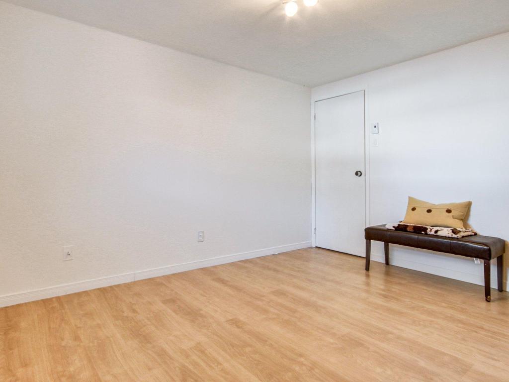 









5283


Boul. des Chenaux

,
Trois-Rivières,




QC
G8Y5J6

