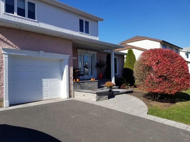 









332


Rue Desmarais

,
Varennes,




QC
J3X1M4

