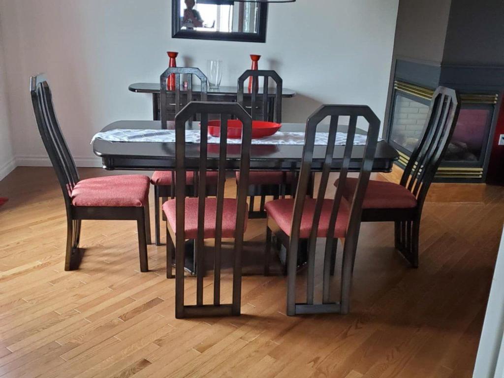 









332


Rue Desmarais

,
Varennes,




QC
J3X1M4

