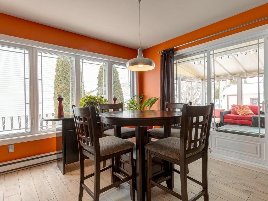 









332


Rue Desmarais

,
Varennes,




QC
J3X1M4

