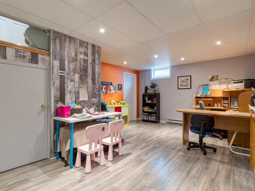 









332


Rue Desmarais

,
Varennes,




QC
J3X1M4

