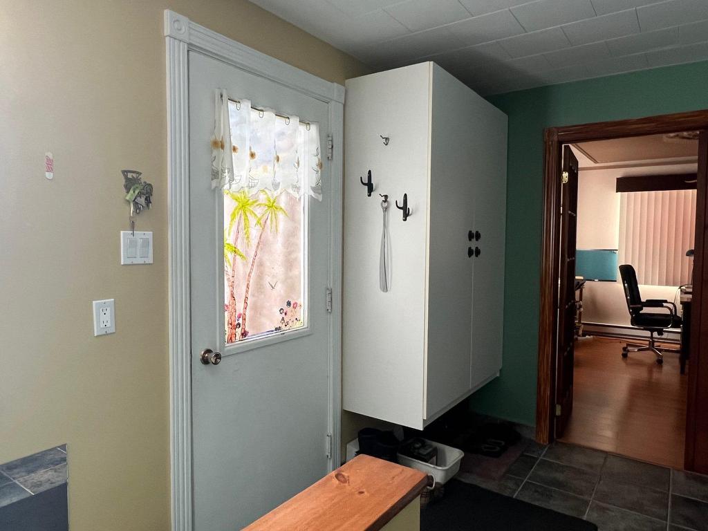 









1198


Route 167 S.

,
Chibougamau,




QC
G8P2X8


