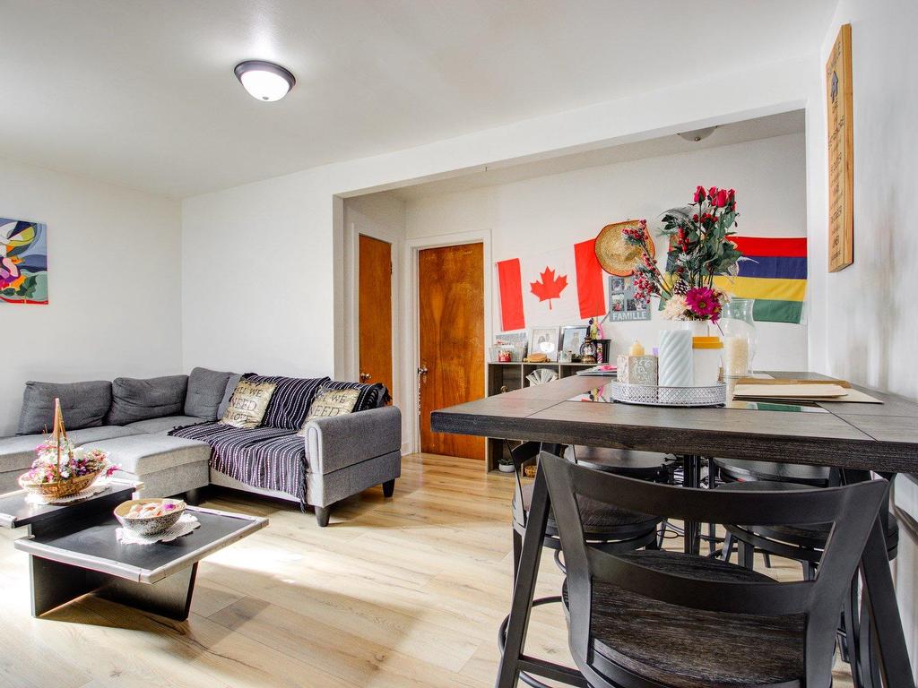 









4126

 - 4130


Rue de Charleroi

,
Montréal (Montréal-Nord),




QC
H1H1S8

