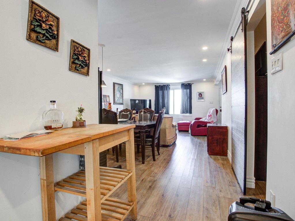 









4126

 - 4130


Rue de Charleroi

,
Montréal (Montréal-Nord),




QC
H1H1S8

