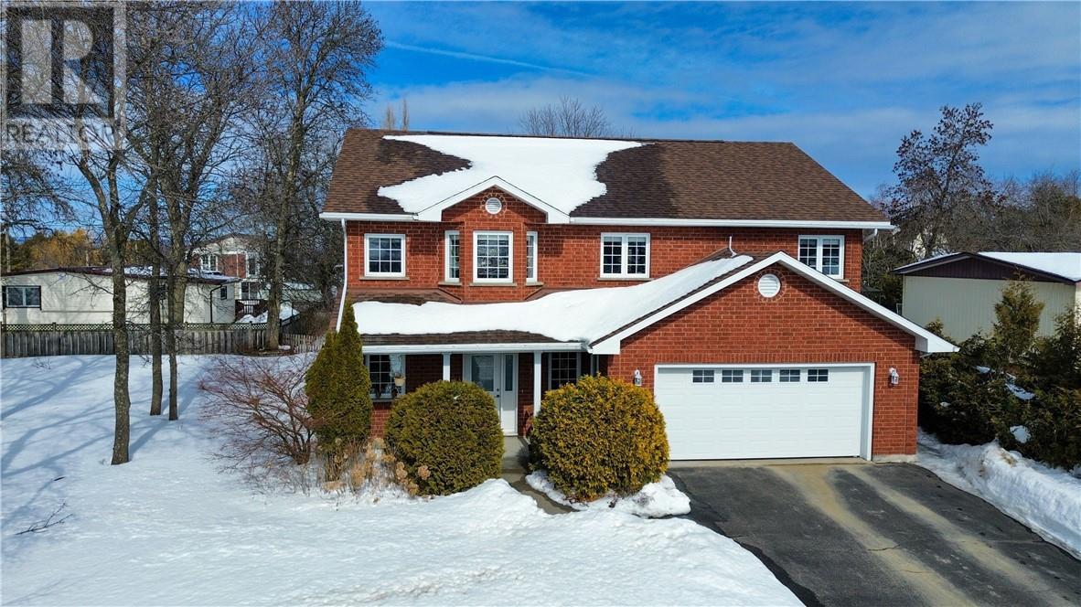 












78 Meredith Street W

,
Little Current,




Ontario
P0P1K0

