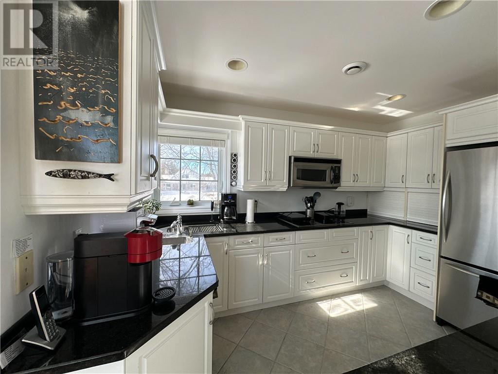 












78 Meredith Street W

,
Little Current,




Ontario
P0P1K0

